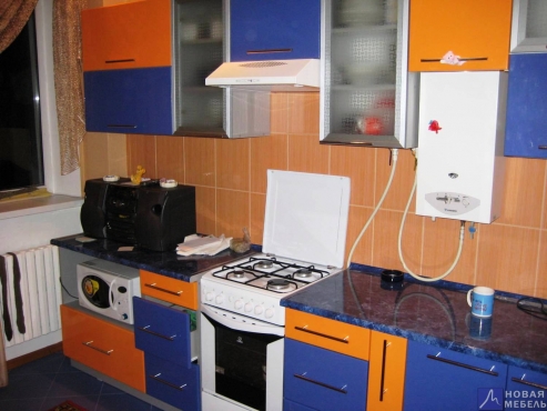 Кухня оранжево синяя в Горловке