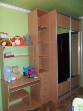 Шкаф купе в детской комнате в Горловке